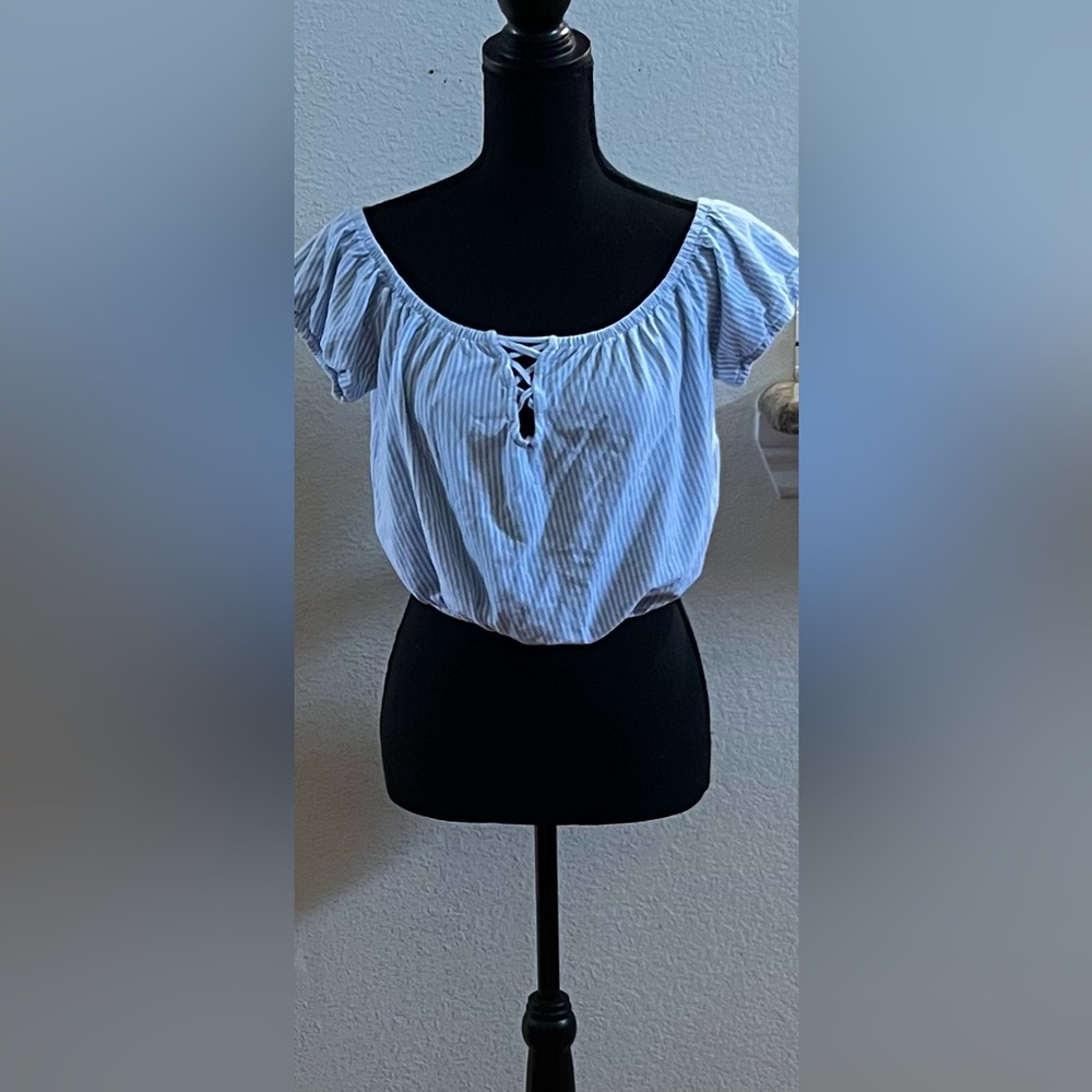 Teranova Stripes blue and white top Medium